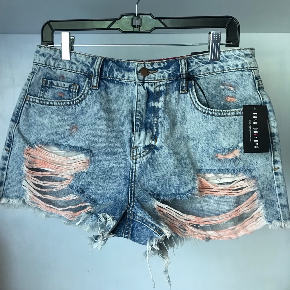 NWT fashion nova denim shorts